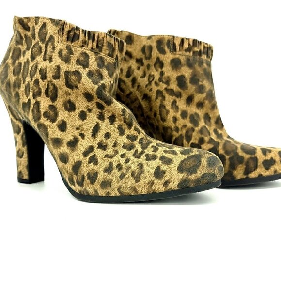 Sam and Libby 10 Leopard Animal Print Vegan Bootie - Picture 2 of 10